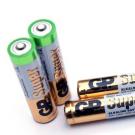 Как зарядить обычные батарейки